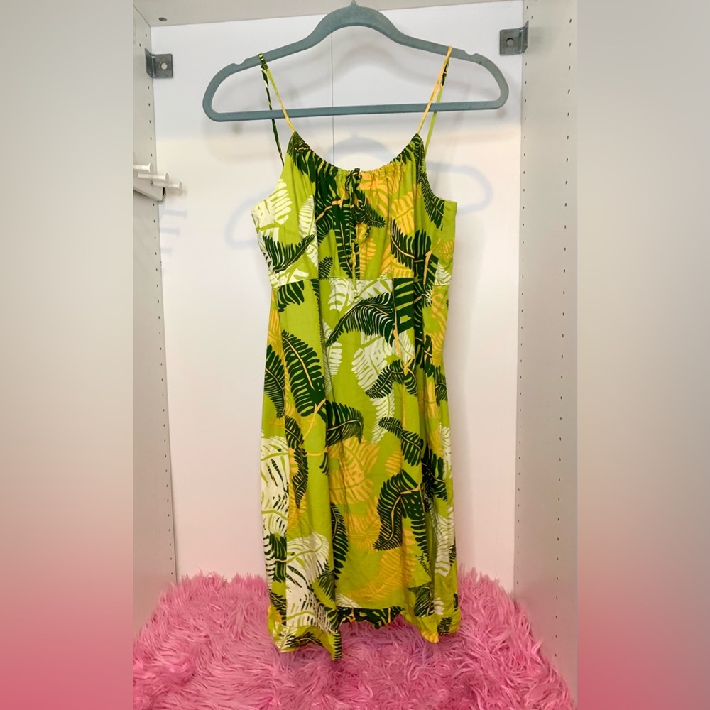 Manuhealii Dress